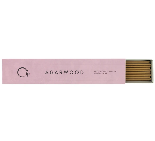 Chie_Incense_Agarwood_vonne_tycinky