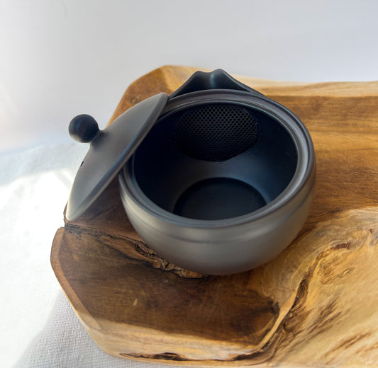 Hohin konvička z Tokoname – Takasuke Kiln (160 ml) černý