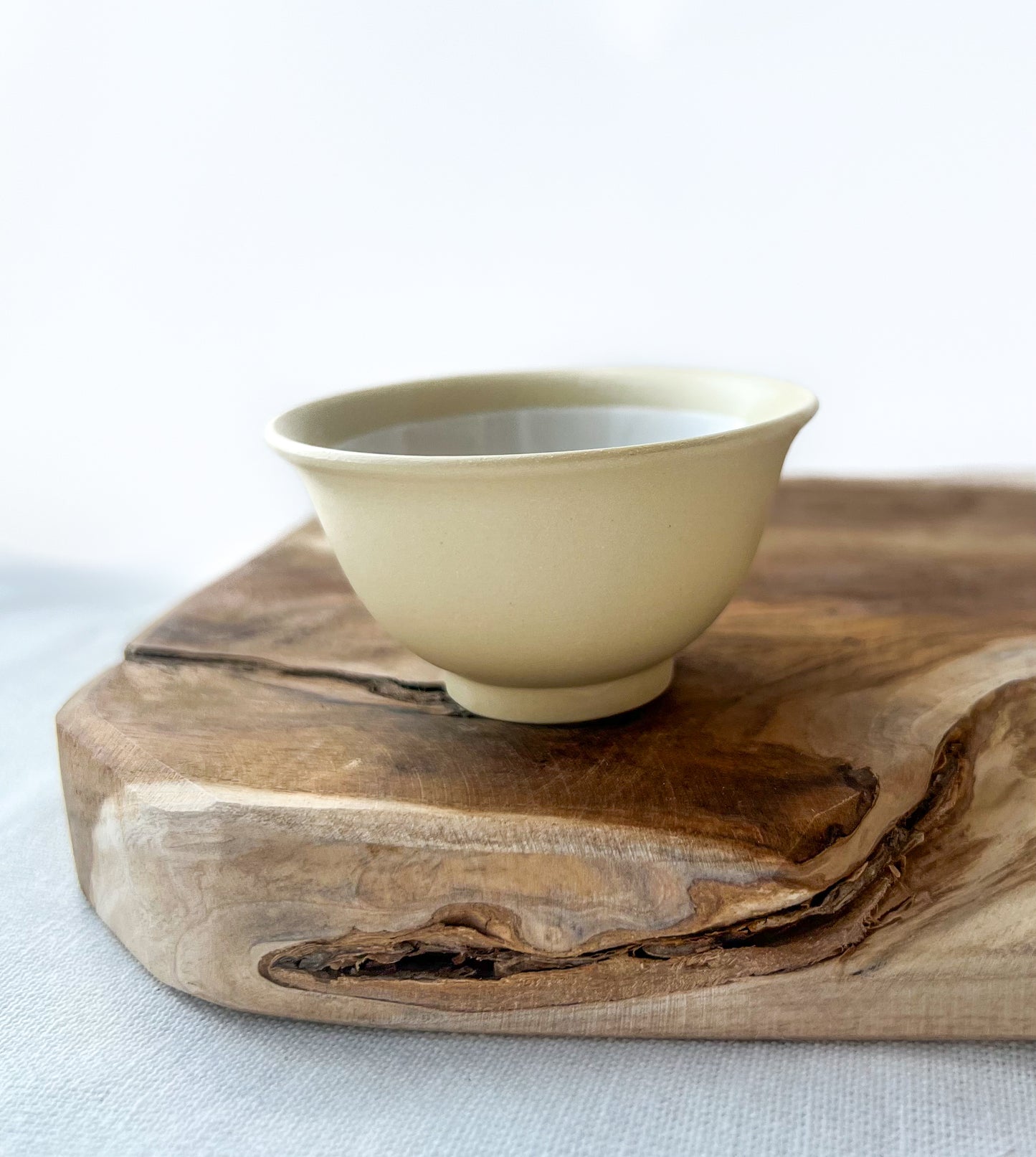 Tokoname čajová miska Takasuke – písková 45 ml
