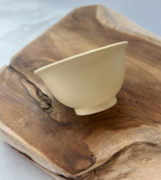 Tokoname čajová miska Takasuke – písková 45 ml