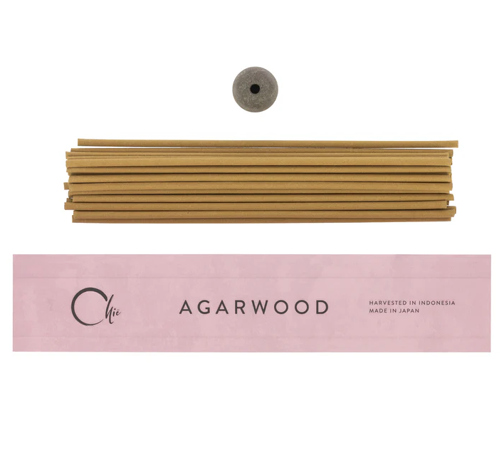 Chie_Incense_Agarwood_vonne_tycinky