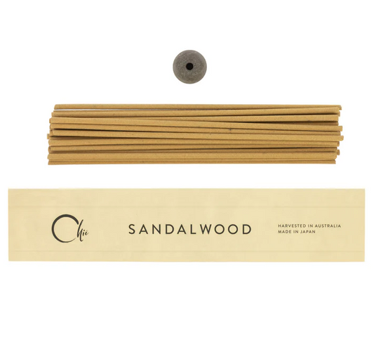 Chie_Incense_Sandalwood_vonne_tycinky