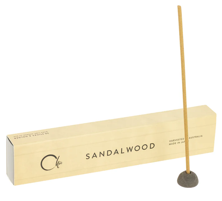 Chie_Incense_Sandalwood_vonne_tycinky