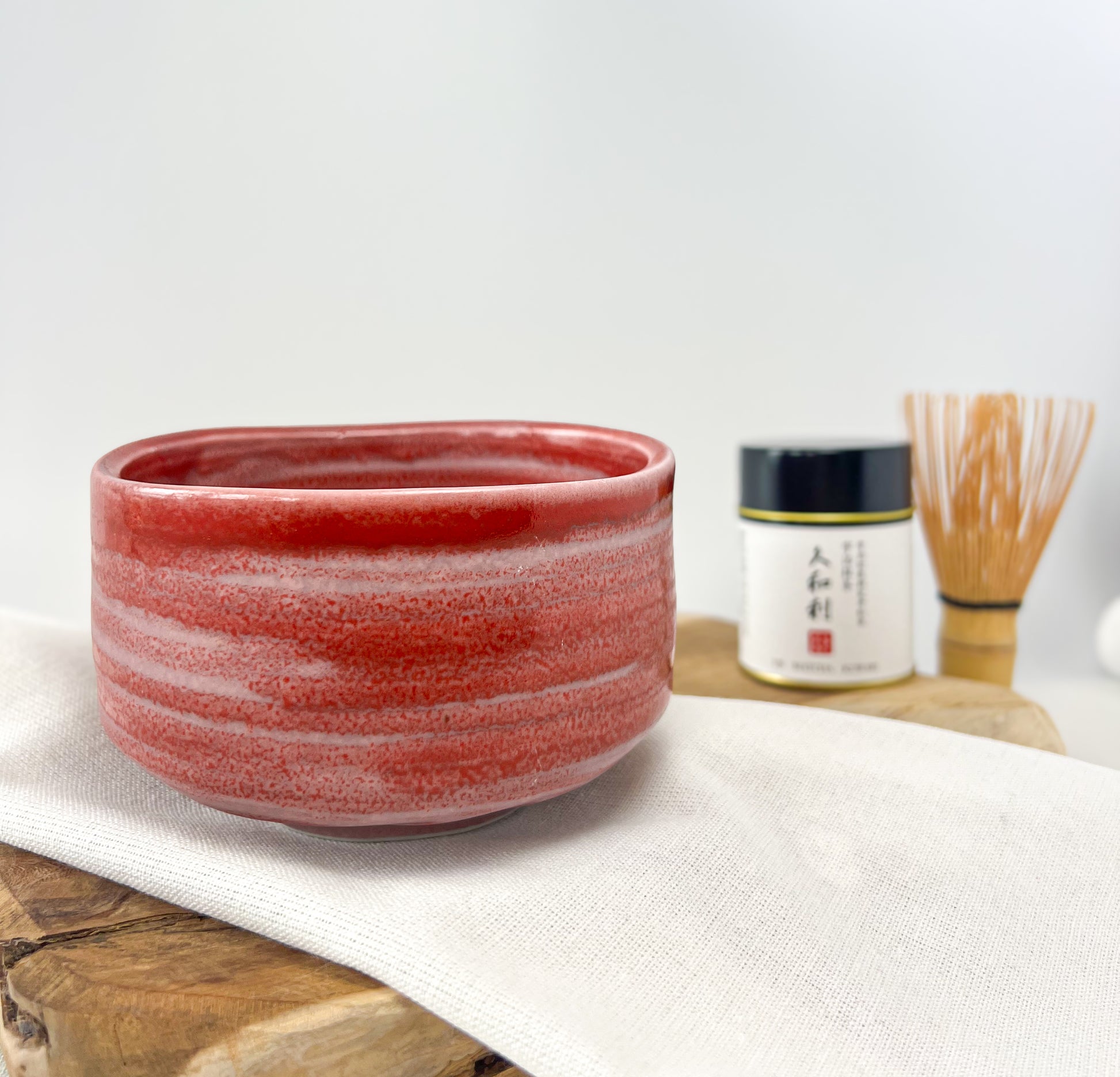 Miska na matchu - chawan v krásné červené glazuře, ruční práce